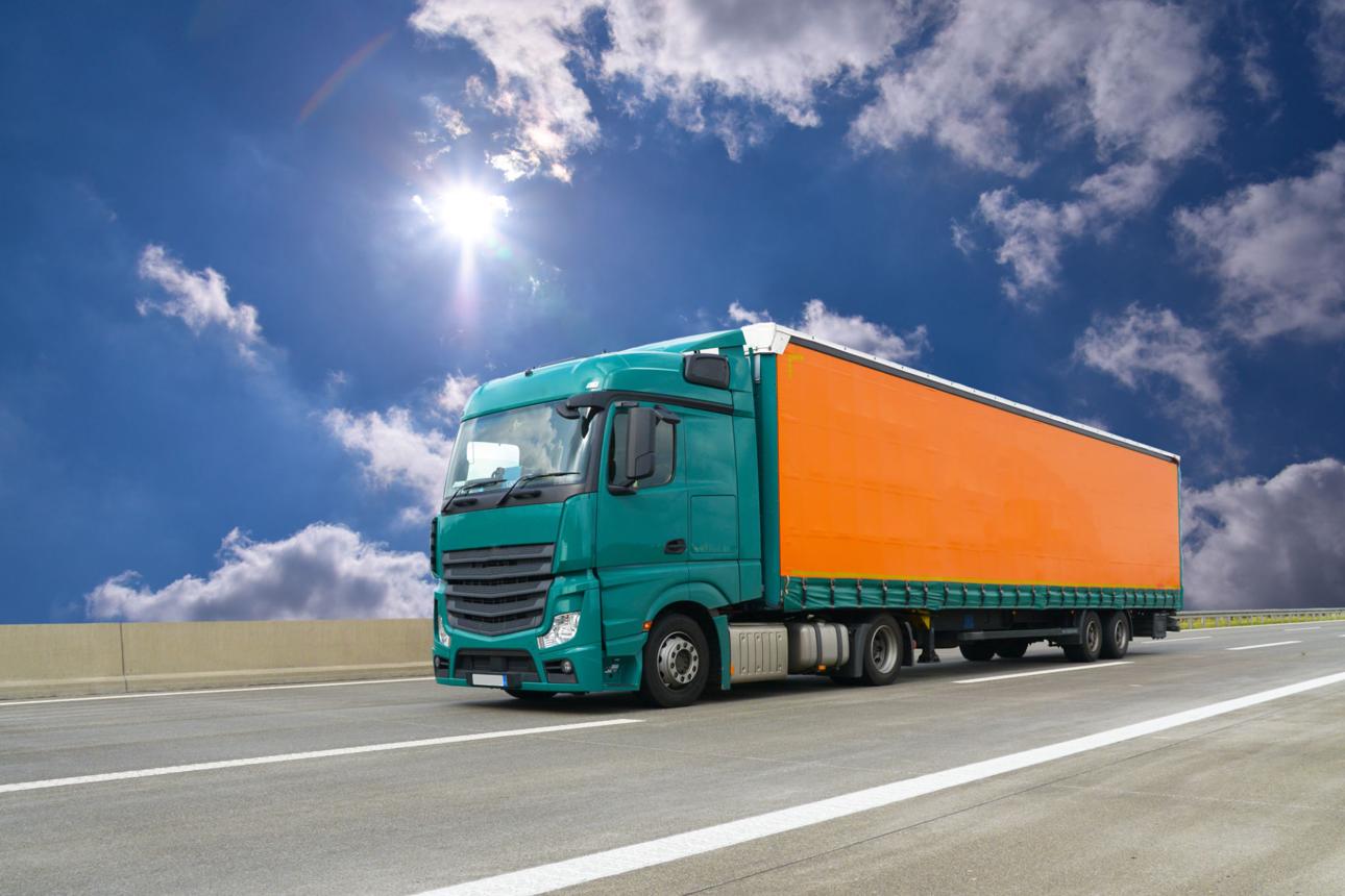 Long-distance logistics transport scenario